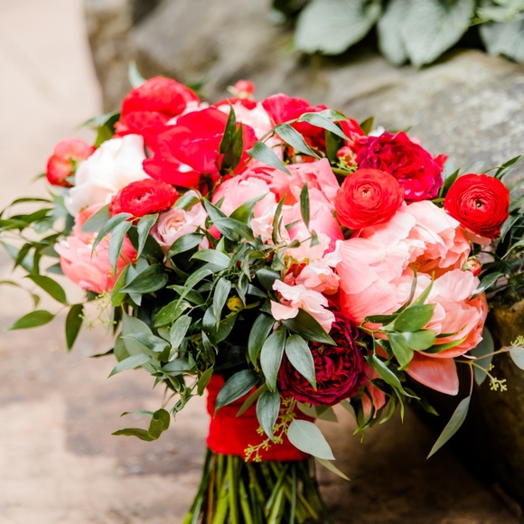 Meet your Posher, Nicole - Picture 1 of 1